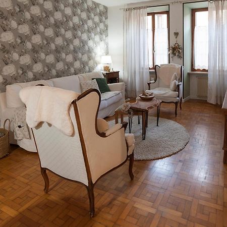 Via Mezzaterra 10 Apartment แฟลเตร ภายนอก รูปภาพ