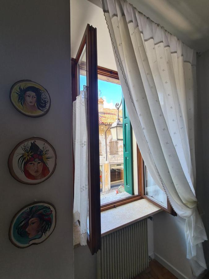 Via Mezzaterra 10 Apartment แฟลเตร ภายนอก รูปภาพ