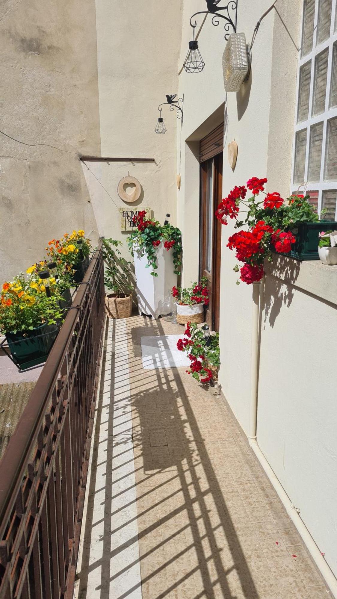 Via Mezzaterra 10 Apartment แฟลเตร ภายนอก รูปภาพ