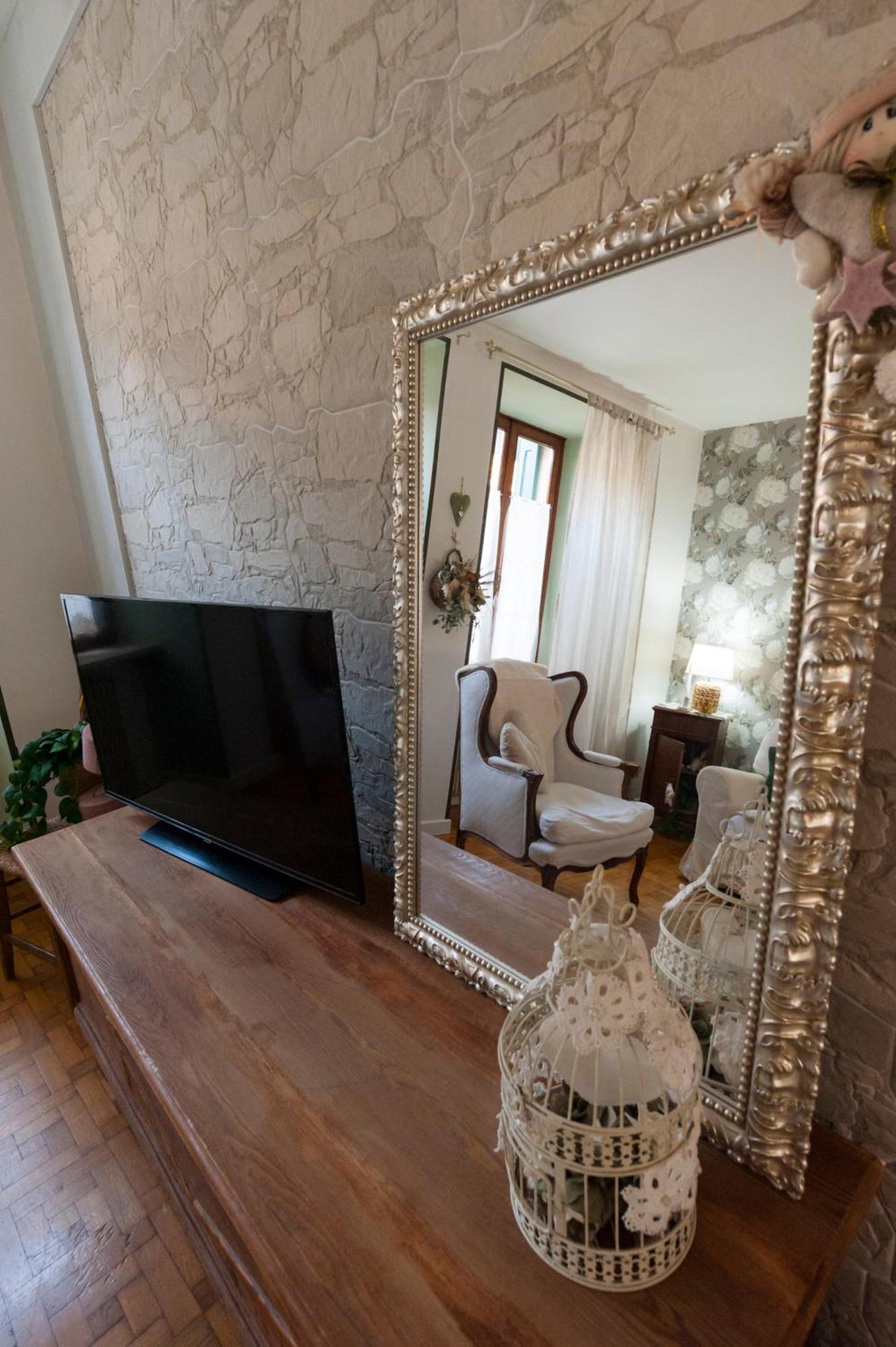 Via Mezzaterra 10 Apartment แฟลเตร ภายนอก รูปภาพ