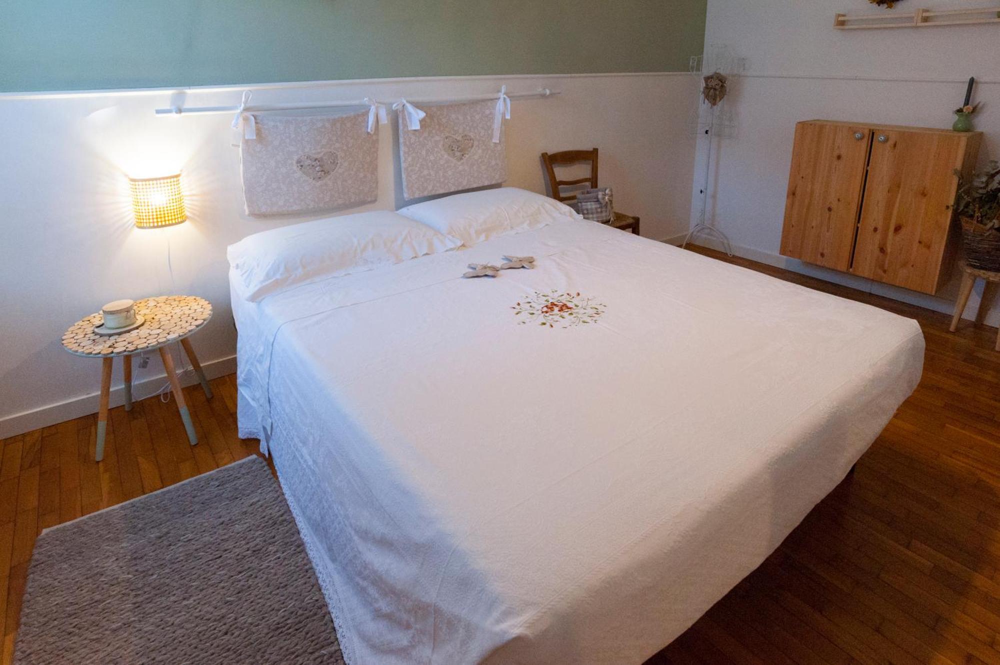 Via Mezzaterra 10 Apartment แฟลเตร ภายนอก รูปภาพ