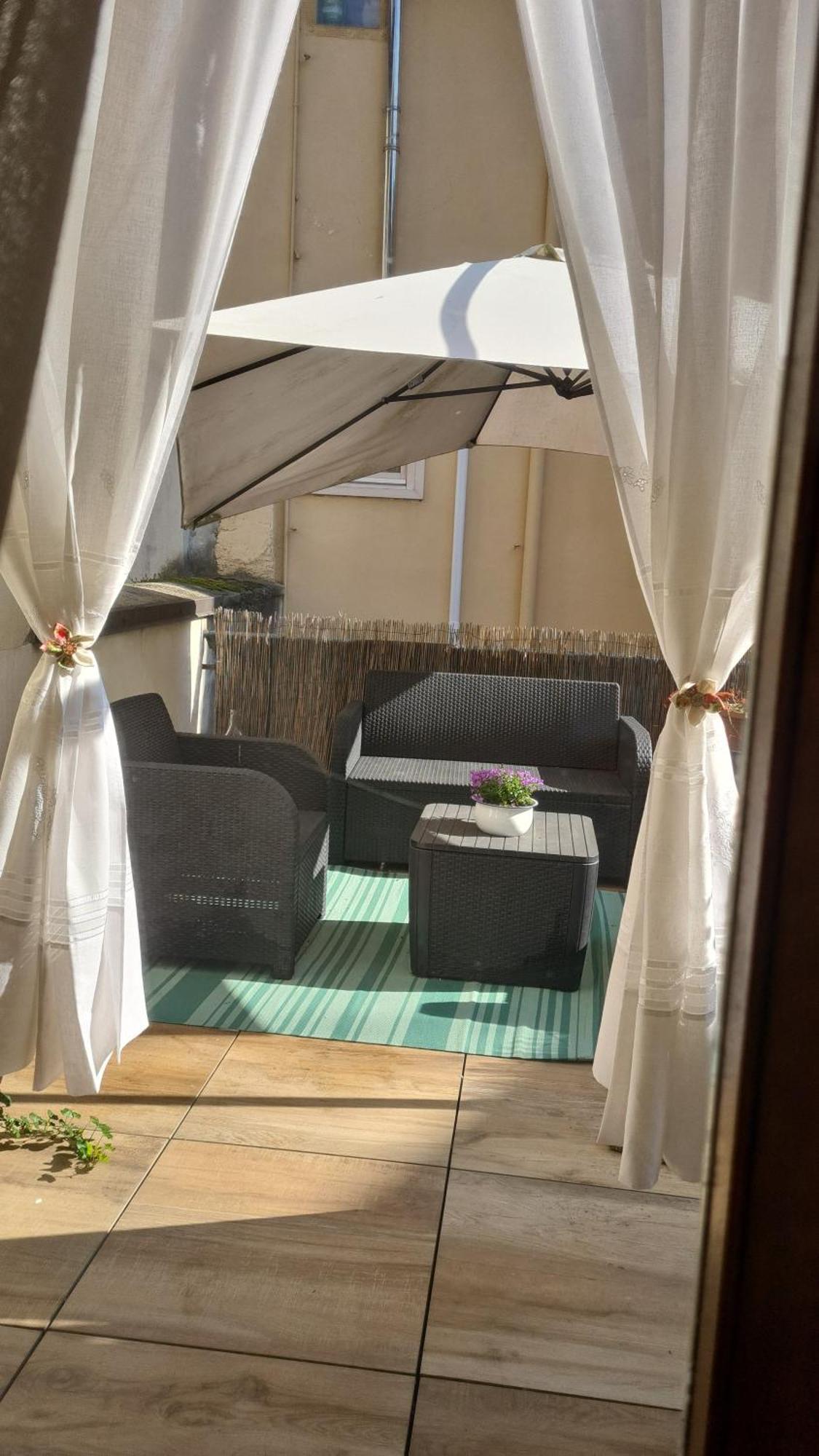Via Mezzaterra 10 Apartment แฟลเตร ภายนอก รูปภาพ